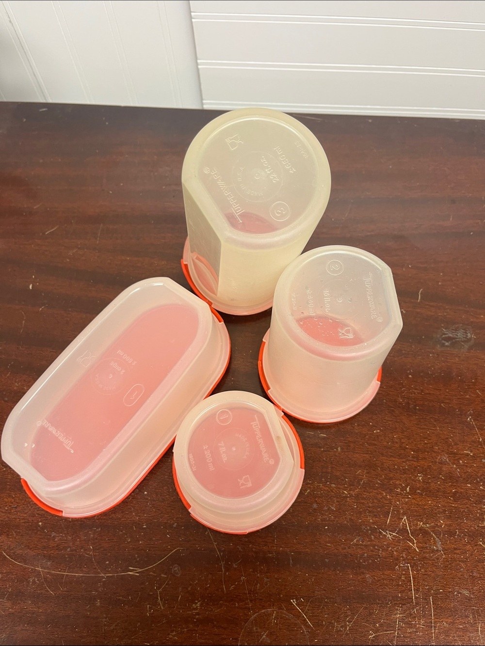 4 Vintage Tupperware storage - Picture 5 of 5